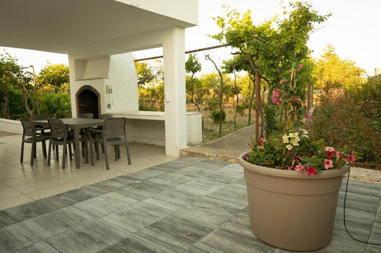 Trulli Ulivi Putignano Exterior foto